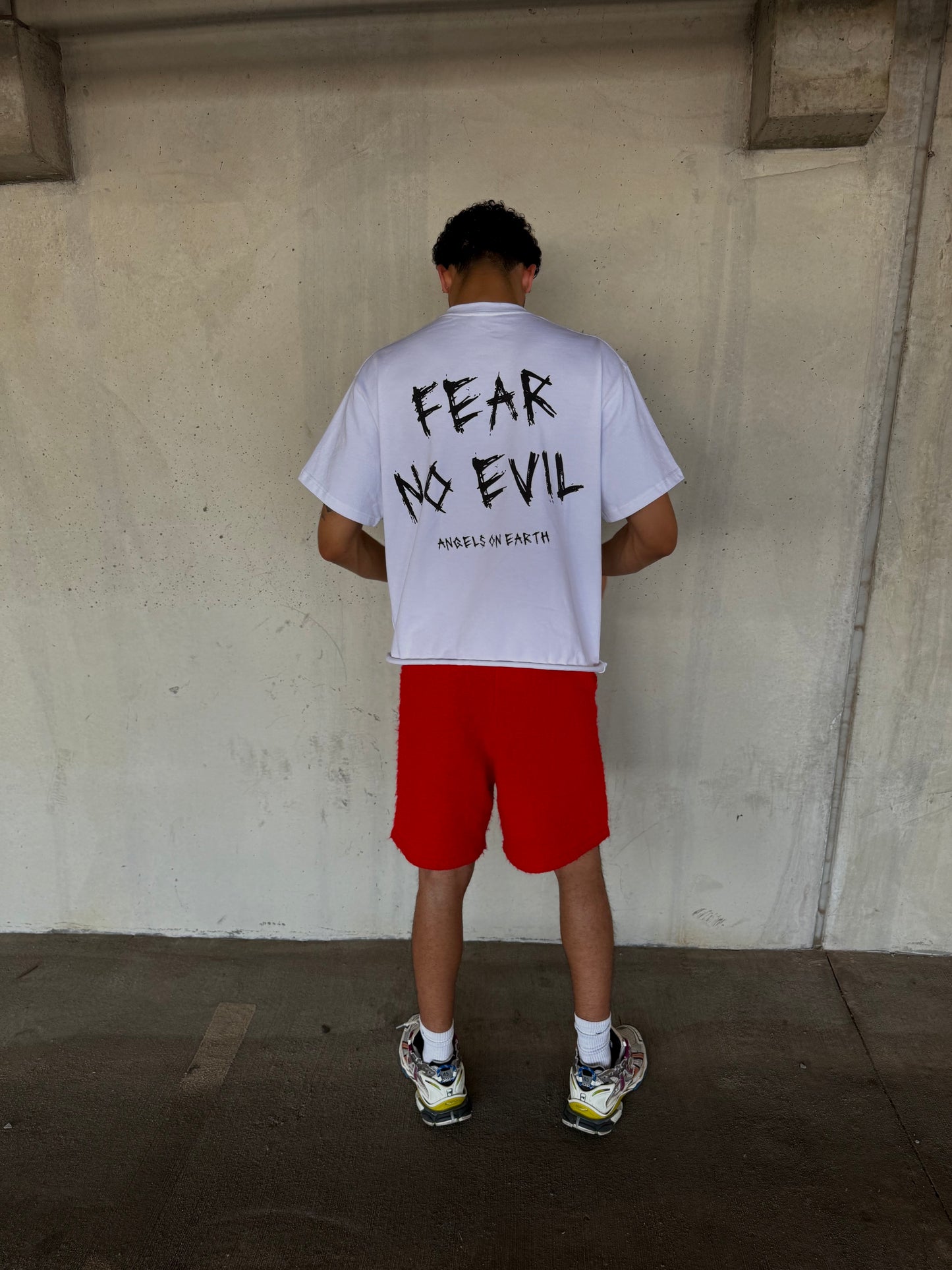 "Psalm 23:4" White Tee