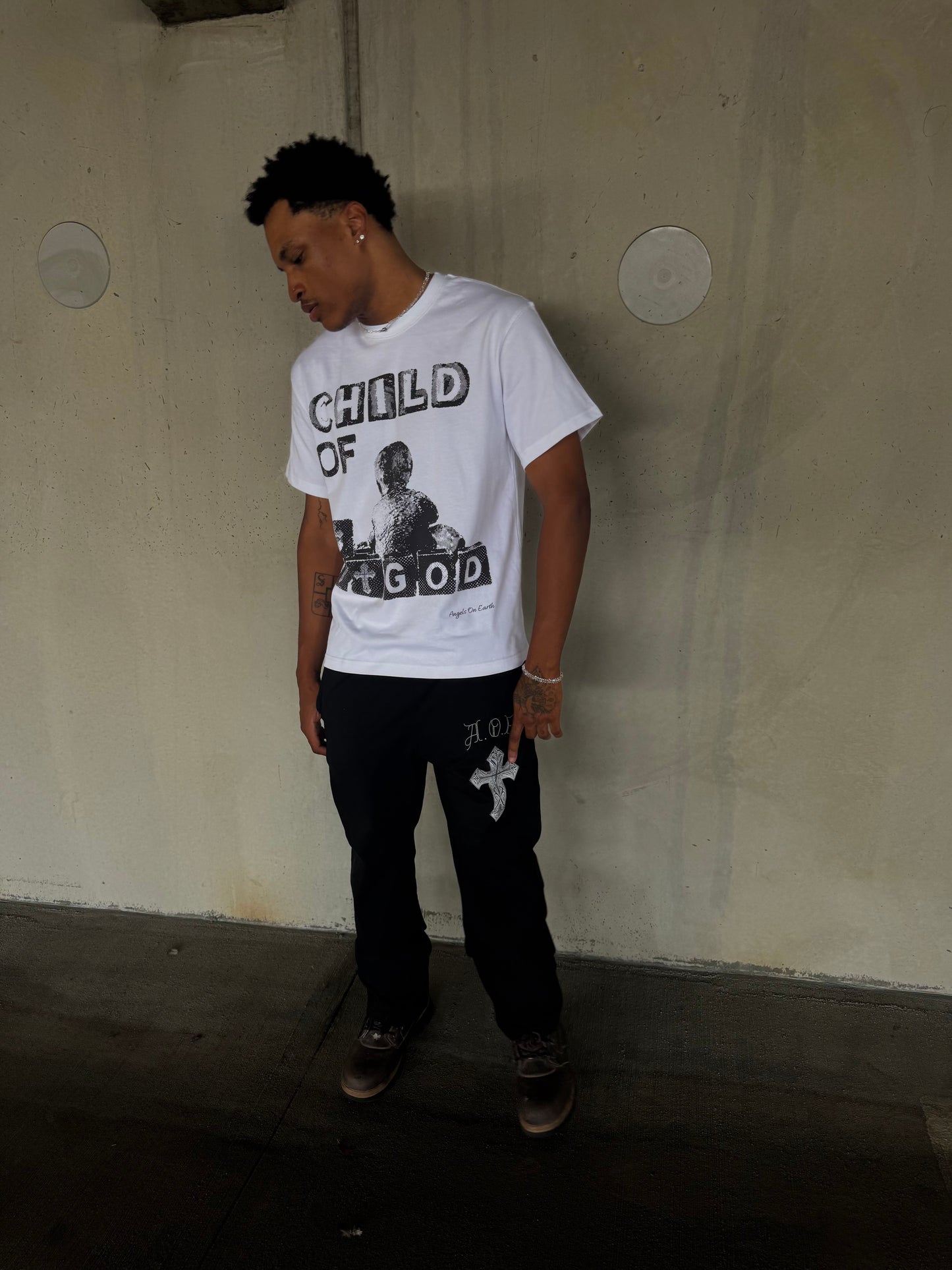 "A.O.E. Cross" Blacks Sweatpants